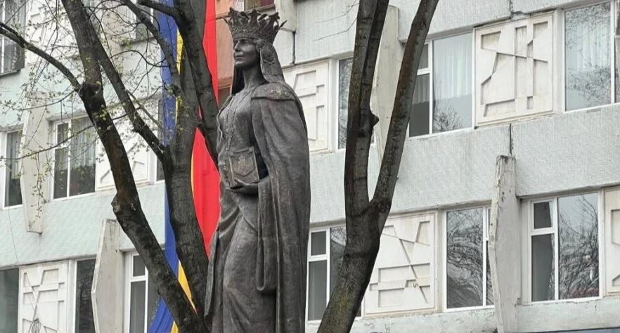 Simpozionul „Regina Maria – Regina Marii Uniri” reunește oameni de cultură din regiunile istorice românești la Chișinău