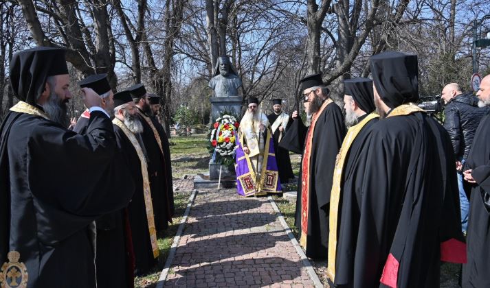 Заупокойна молитва за приснопаметния Български патриарх Кирил в Пловдив