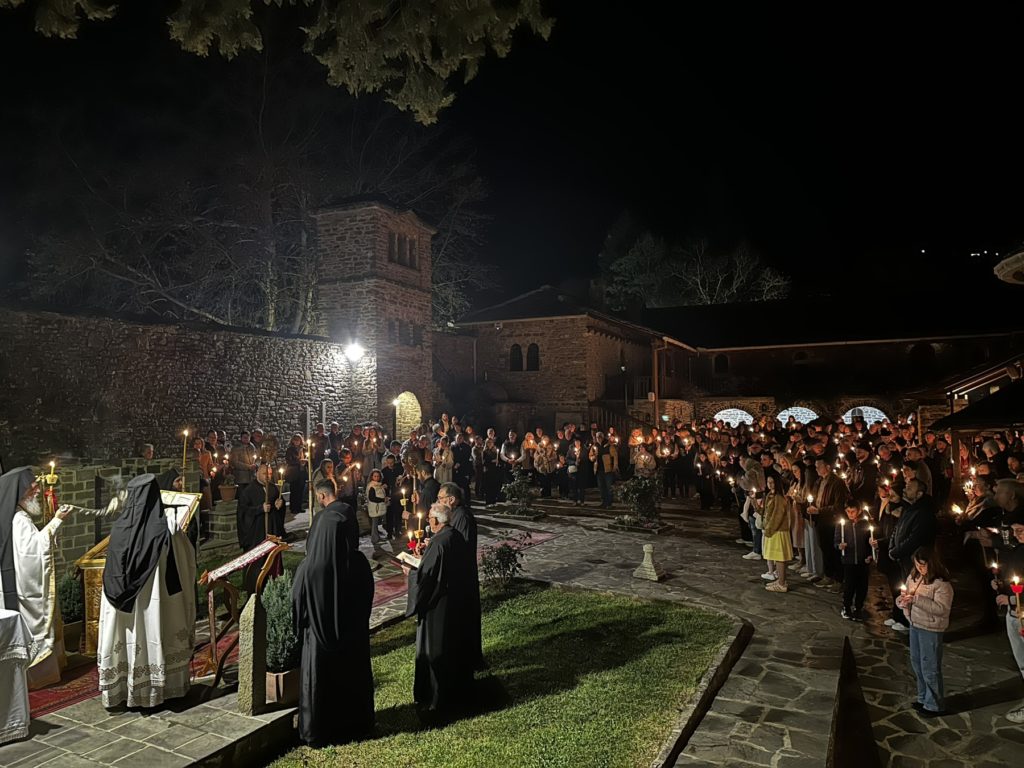 Η Ακολουθία της Αναστάσεως του Κυρίου στην Ιερά Μονή Μολυβδοσκεπάστου