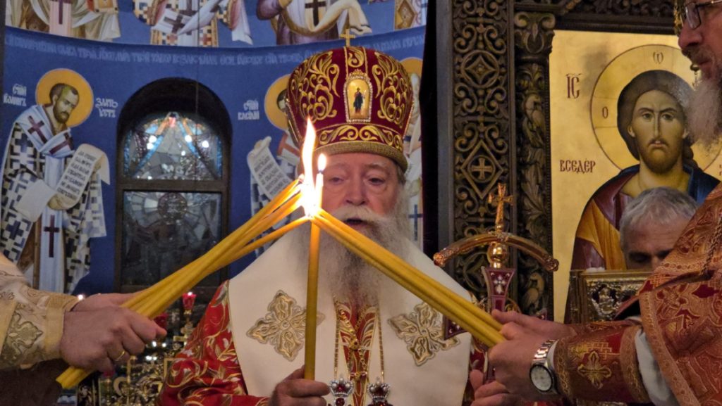 Архиерейски богослужения за Възкресение Христово в Ловчанска епархия