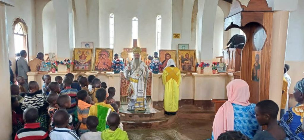 Δυο νέοι Διάκονοι στη Μπουκόμπα