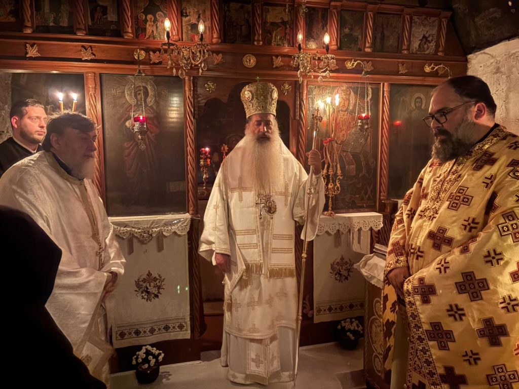 Αρχιερατική Αγρυπνία στην Αετοφωλιά του Παρνασσού