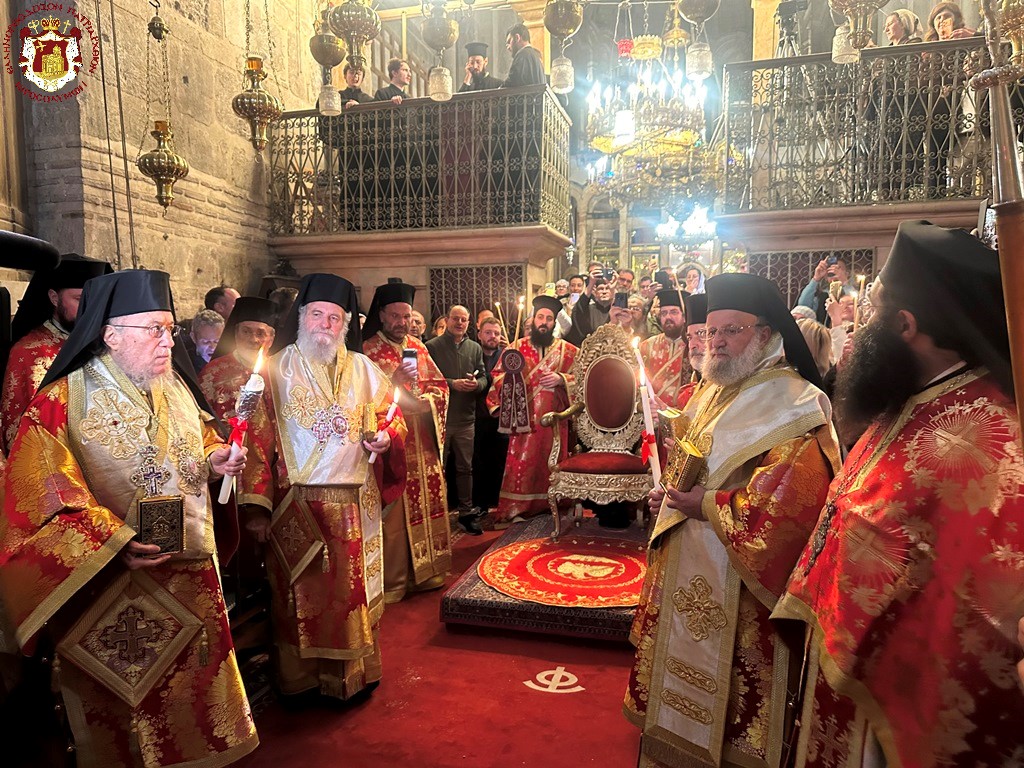 Η τελετή της Αναστάσεως στον Πανίερο Ναό της Αναστάσεως