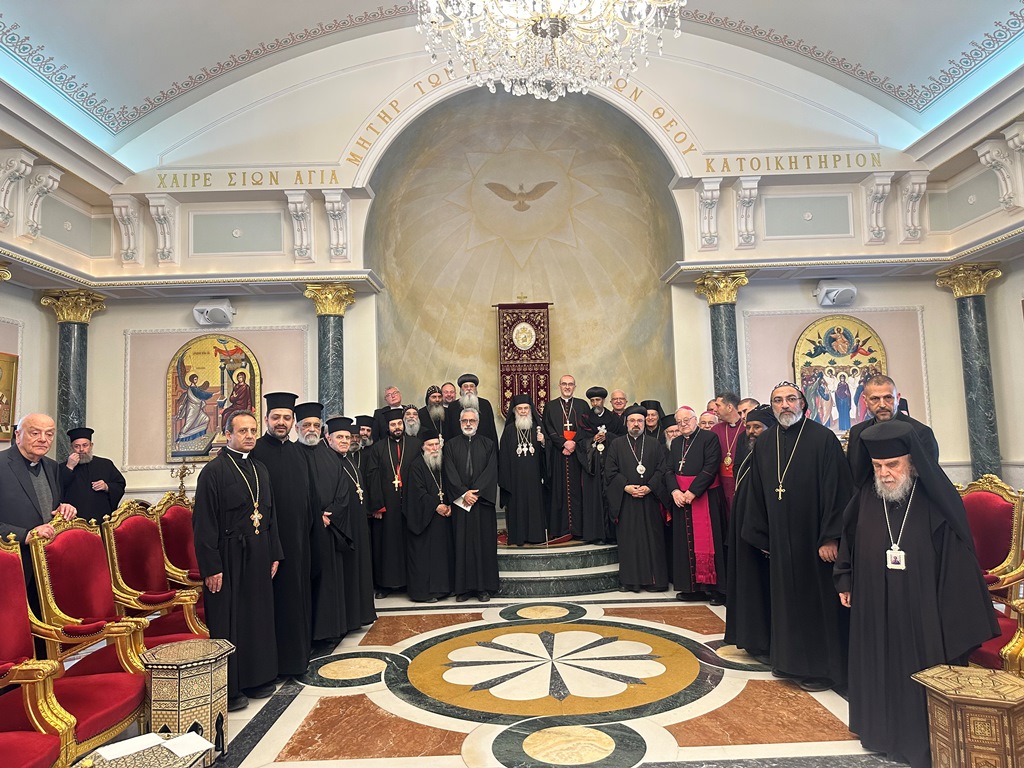 Πασχάλιες επισκέψεις και ευχές στον Πατριάρχη Ιεροσολύμων