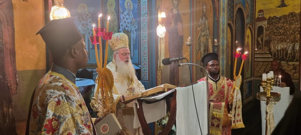 Ανάσταση στον Μητροπολιτικό Ναό του Αγίου Νικολάου της Ελληνικής Κοινότητας Κινσάσας