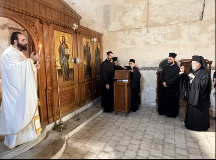 القداس الإلهي الذي أُقيم في كنيسة كنيسة القديس جاورجيوس في دار ال
