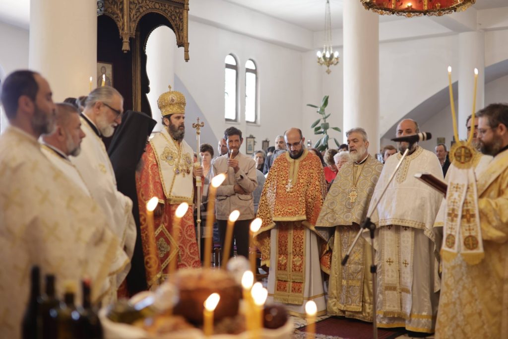 Kremtim madhështor në nder të Shën Gjergjit në Durrës, nën drejtimin e Kryepiskopit Joan