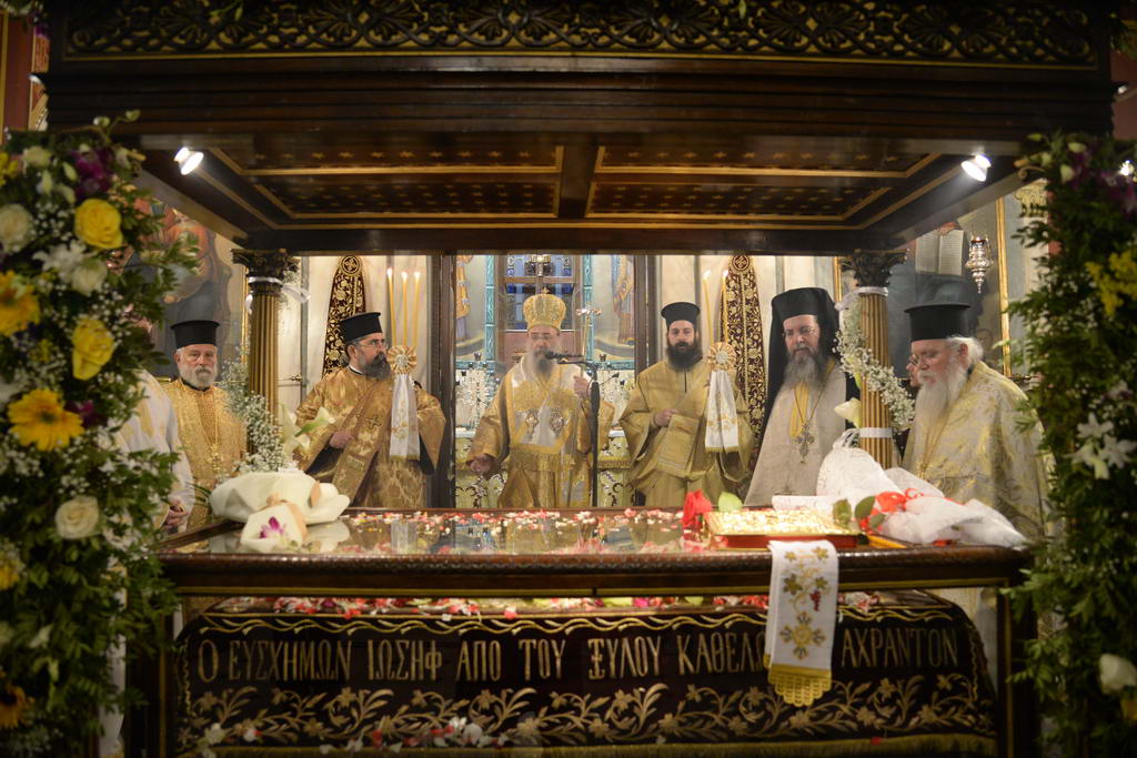 Η Ακολουθία και η Περιφορά του Επιταφίου στην Πάτρα