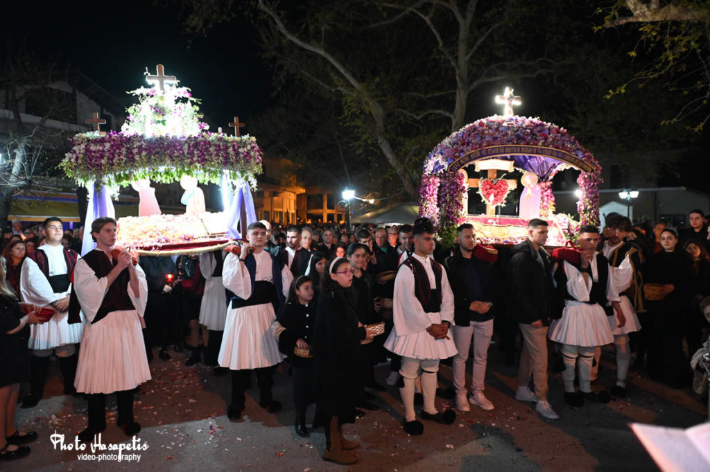 Με ιδιαίτερη κατάνυξη και τη συμμετοχή πλήθους πιστών η Μεγάλη Παρασκευή στον Κολινδρό Πιερίας