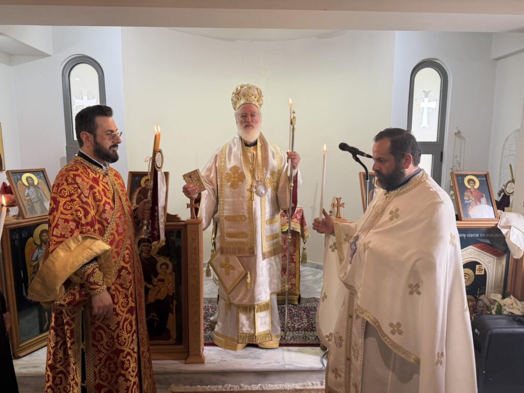 Θεία Λειτουργία στο Παρεκκλήσιο του Αγίου Νέστορος στο Αρκαλοχώρι