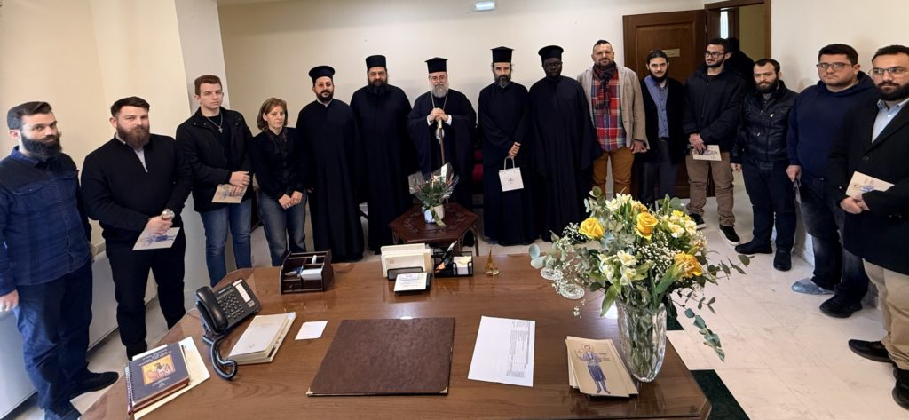 Καθηγητές και σπουδαστές της ΣΜΥΚ επισκέφθηκαν τον Μητροπολίτη Κυδωνίας Τίτο