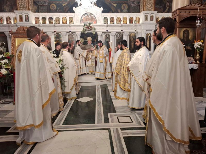 Σήμερα Χριστός Ανέστη στην Ιερά Μητρόπολη Χαλκίδος