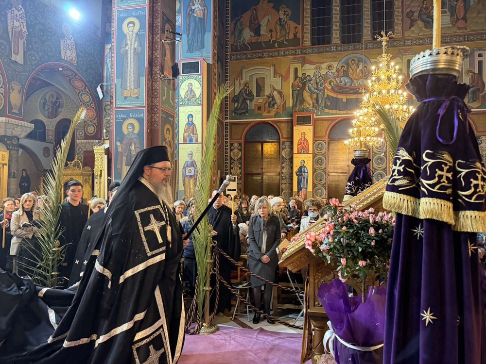 Η Ακολουθία του Όρθρου της Μεγάλης Δευτέρας στη Λάρισα