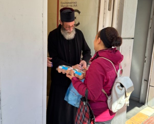 Tο ΚΕΣΟ προετοίμασε το Πασχαλινό τραπέζι για 250 οικογένειες