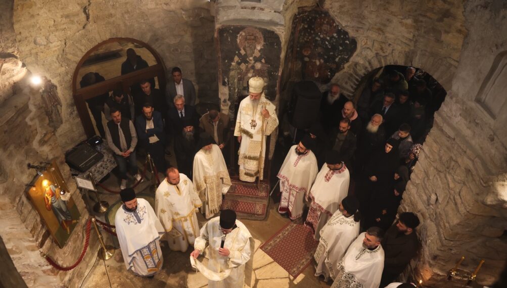 Архијерејска Литургија у Петровој цркви у Новом Пазару