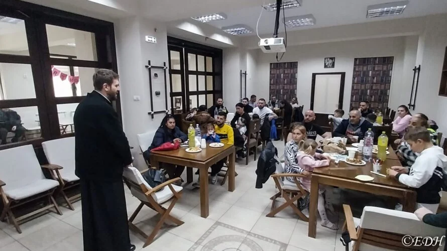 Centrul Orthocaffe al Episcopiei Devei a oferit momente de respiro pentru câțiva deținuți și familiile lor