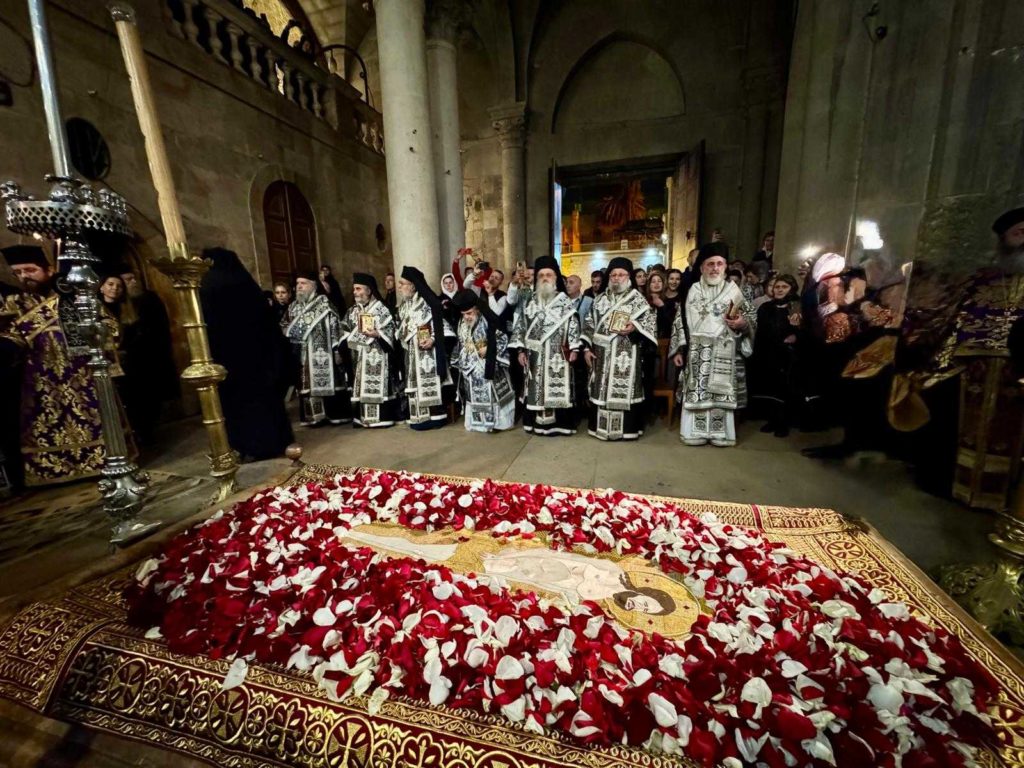 خدمة جناز المسيح يوم الجمعة العظيمة