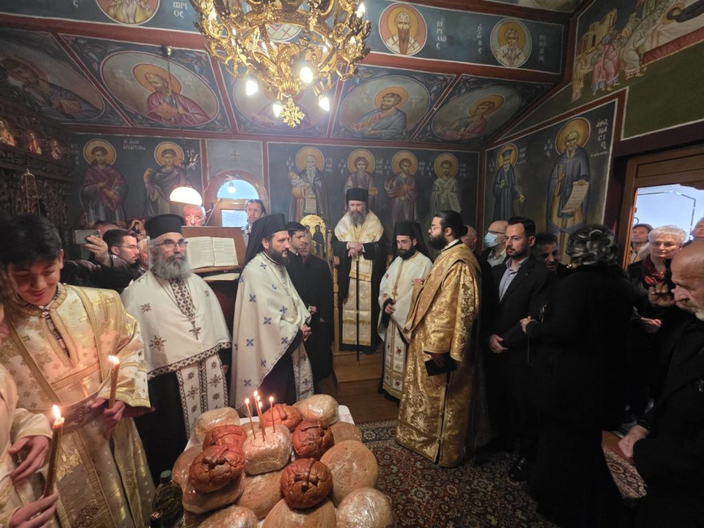 «Χριστός Ανέστη» στο Νοσοκομείο της Πτολεμαΐδας