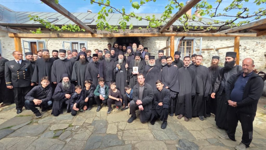 Hramul Chiliei românești „Sfântul Ipatie” din Muntele Athos