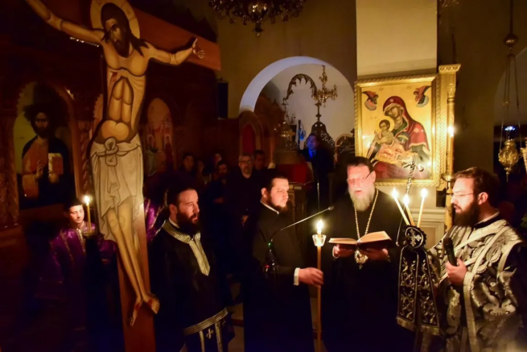 Η Ακολουθία των Αχράντων Παθών στο Ηράκλειο Αττικής