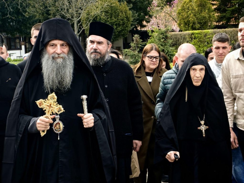 Ο Σερβίας Πορφύριος στην Ιερά Μονή του Πετς για τον εορτασμό της Αναστάσεως