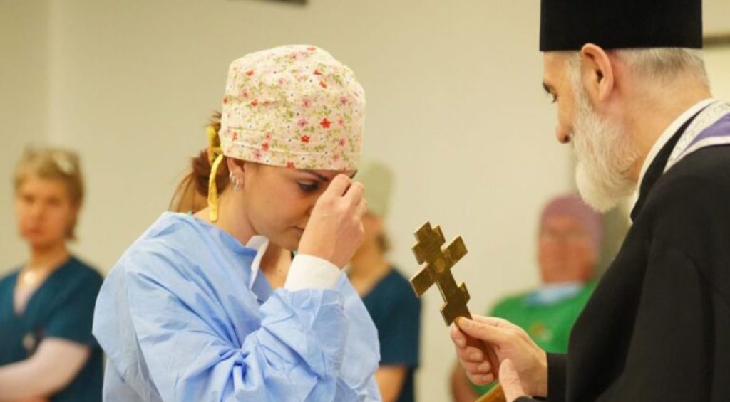 „Молитва као лек” – посведочена жива веза вере и медицине