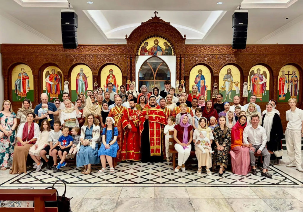 Пасхальное богослужение совершено для русской православной общины в Омане