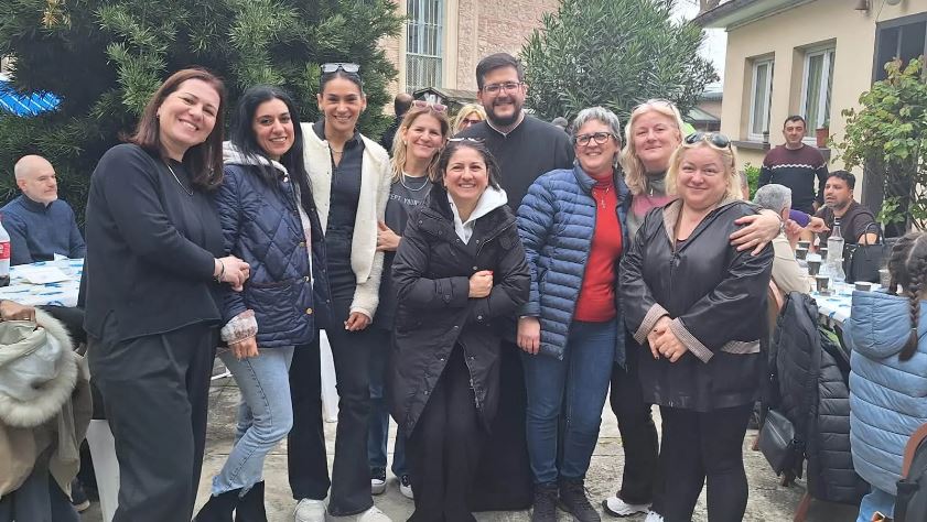 Paschal Agape Meal in the Holy Metropolis of Derkoi