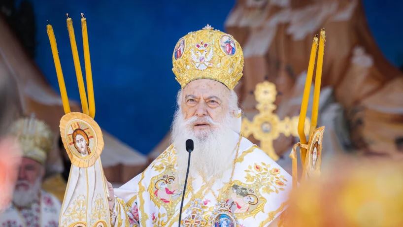 Mitropolitul de Veria a vorbit la hramul Mănăstirii Pantocrator despre dragostea sfinților pentru Hristos