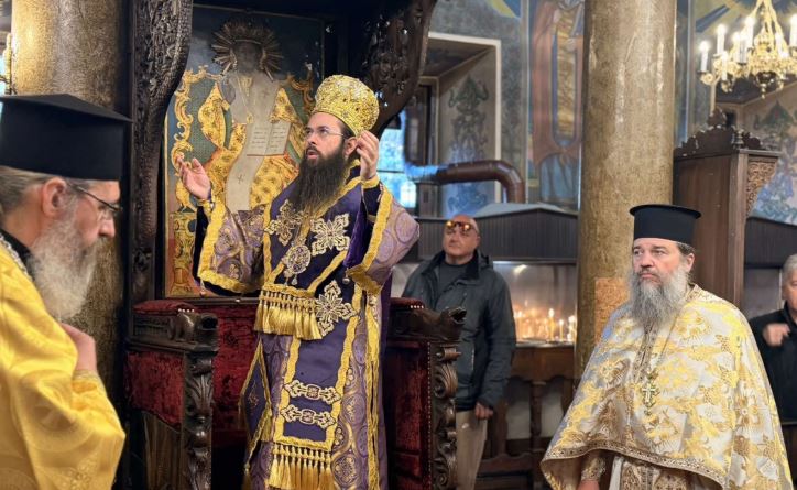 Василиева литургия за Велики четвъртък в Сливен