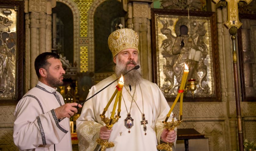 საპატრიარქო ტახტის მოსაყდრემ, სენაკისა და ჩხოროწყუს მიტროპოლიტმა შიომ აღდგომის საზეიმო მსახურება სიონის საპატრიარქო ტაძარში აღავლინა (ფოტოქრონიკა)