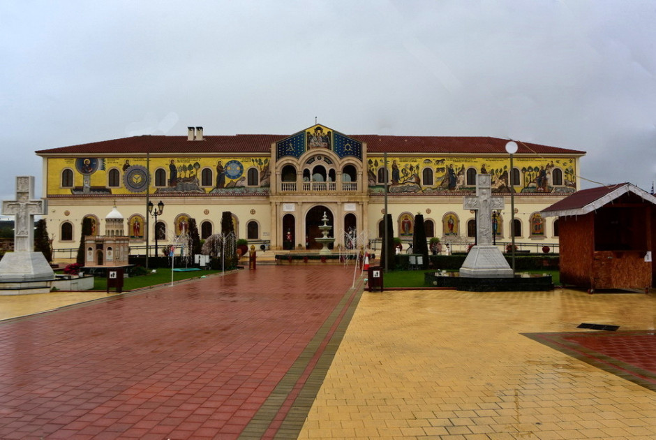 ΚΕΝΘΕΑ: Σύγκλιση των πολιτικών δυνάμεων για τη Χάρτα Δικαιωμάτων των Εξαρτημένων Ατόμων