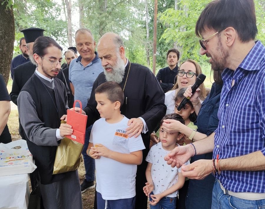Με χαρά και αναστάσιμη ελπίδα η λήξη της Κατηχητικής Χρονιάς της Μητροπόλεως Θεσσαλιώτιδος