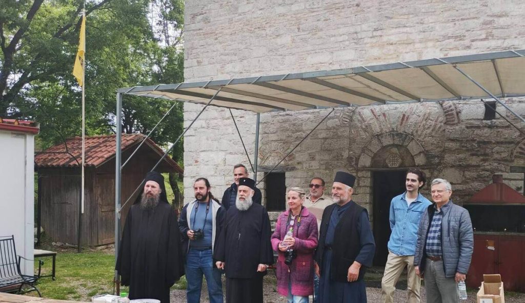 Αυτοψία του Μητροπολίτη Θεσσαλιώτιδος στην Ιερά Μονή Πέτρας Καταφυγίου