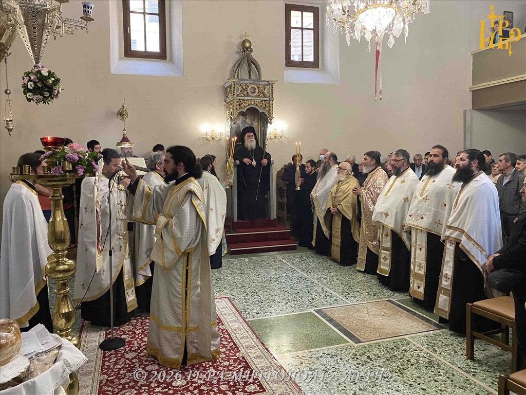 Στον πανηγυρίζοντα Ιερό Ναό Αγίου Ιωάννου του Θεολόγου Άρτης ο Μητροπολίτης Καλλίνικος