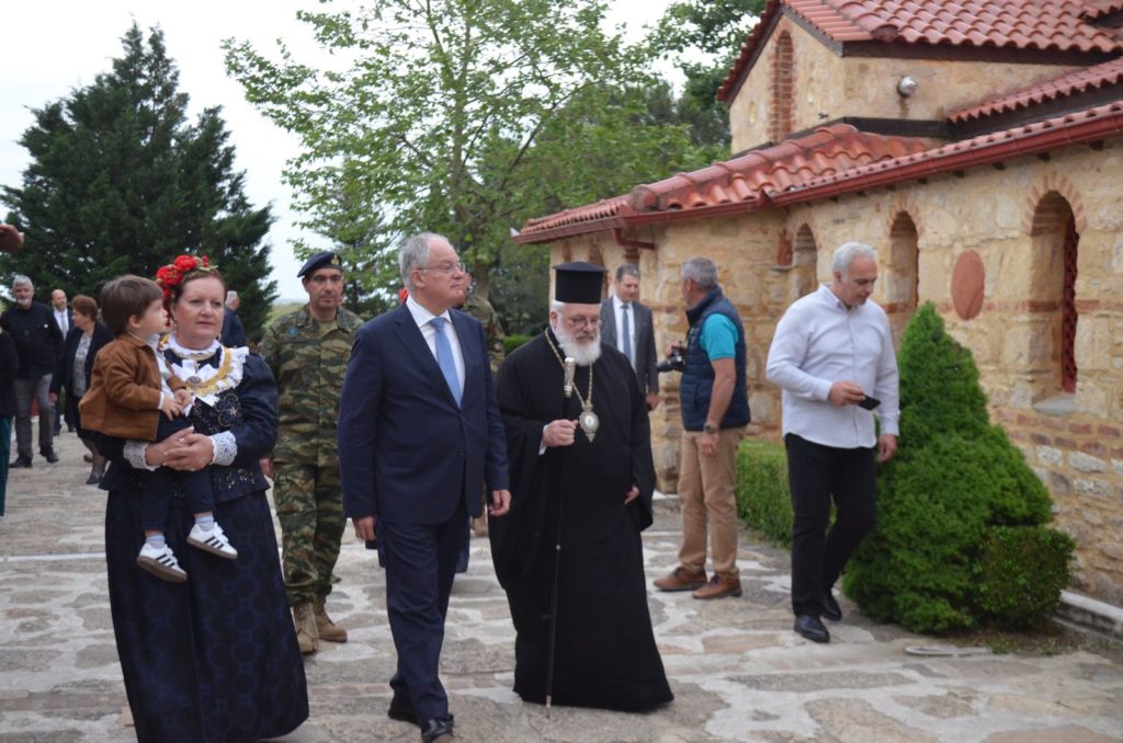 Επίσκεψη του ΠτΔ στον Έβρο παρουσία του Μητροπολίτη Διδυμοτείχου