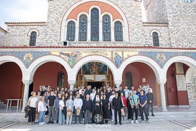 Takimi i nxënësve me Mitropolitin Ignat në Volos