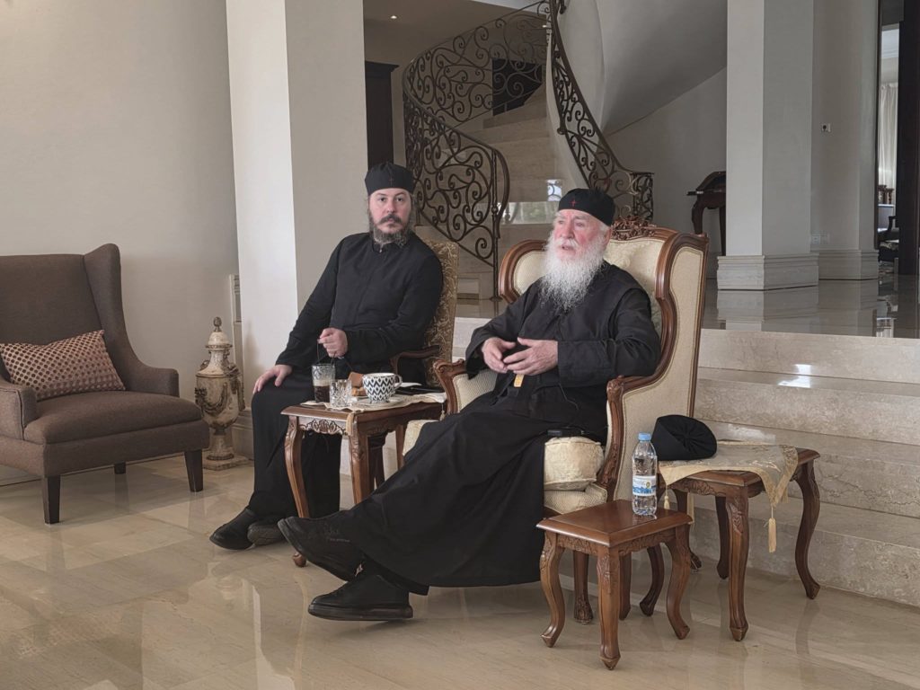 Γέροντας Νίκων Αγιορείτης: «Η Θεία Κοινωνία οδηγός ζωής για τη νεολαία και τους πιστούς»