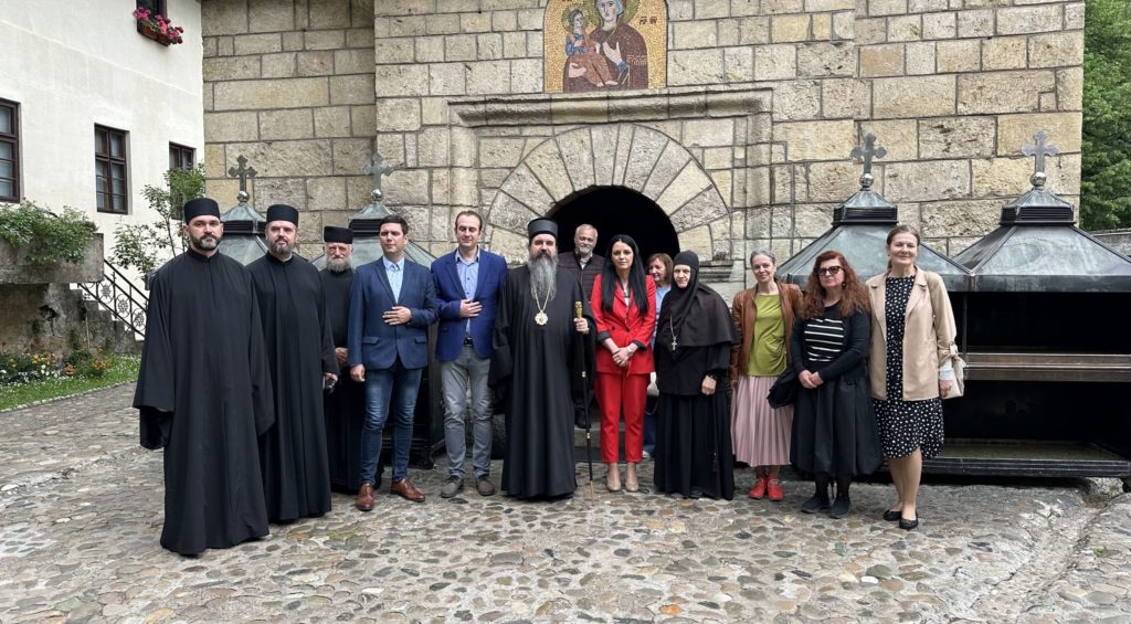 Oбновa живописа у манастиру Троноши и уређење „Вукове собе“