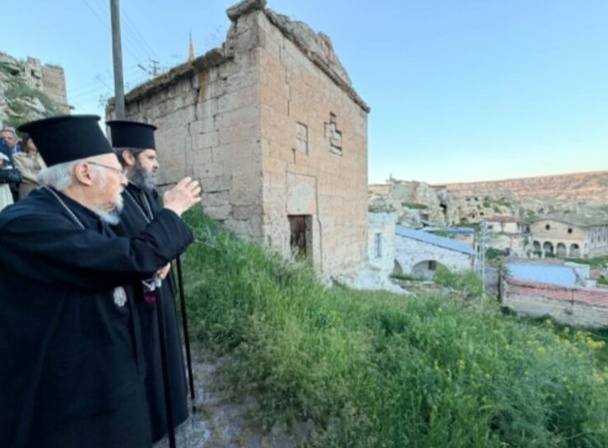 البطريرك المسكوني مع رئيس أساقفة ألبانيا في كابادوكيا