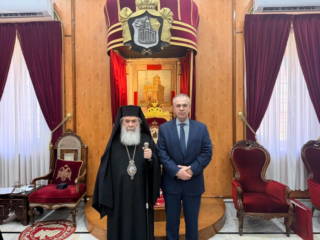 Συνάντηση Πατριάρχη Ιεροσολύμων με τον Γ.Γ. Θρησκευμάτων Γεώργιο Καλαντζή