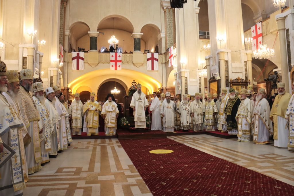 Kisha jonë merr pjesë në kremtimet me rastin e Fronëzimit të Patriarkut Katholik të të Gjithë Gjeorgjisë, Shio III