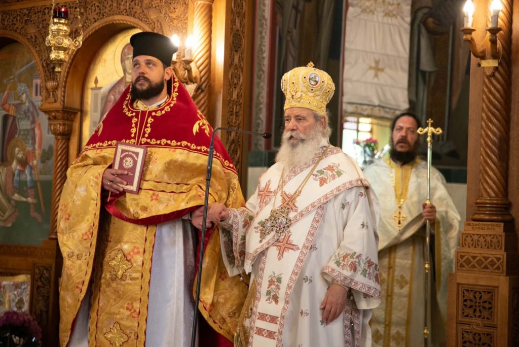 Χειροτονία πρεσβυτέρου από τον Ύδρας Εφραίμ στον Ι.Ν. Άγ. Ιωάννη «Κυνηγού» Αθήνας