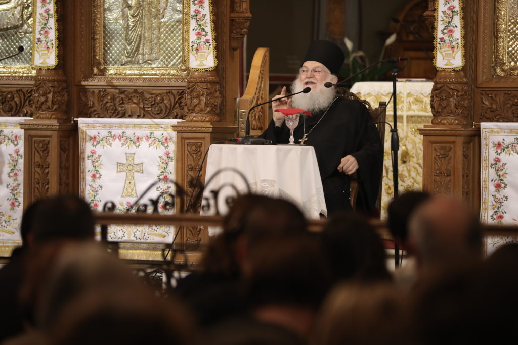 Γέροντας Εφραίμ από Μηχανιώνα: Η Παναγία Φανερωμένη είναι μεγάλο θησαύρισμα (ΦΩΤΟ)