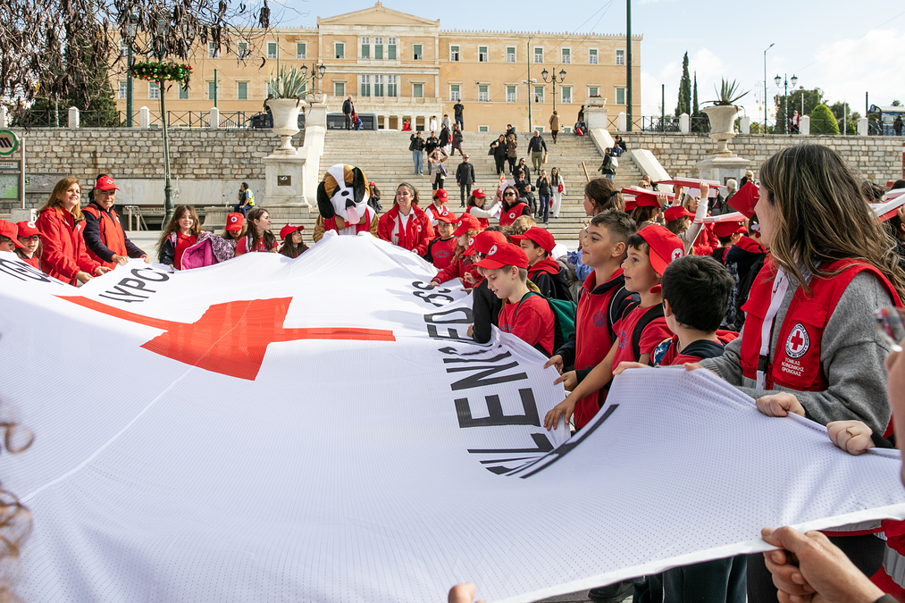 Ελληνικός Ερυθρός Σταυρός: Αυτοφροντίδα και διαχείριση άγχους στις Πανελλαδικές Εξετάσεις
