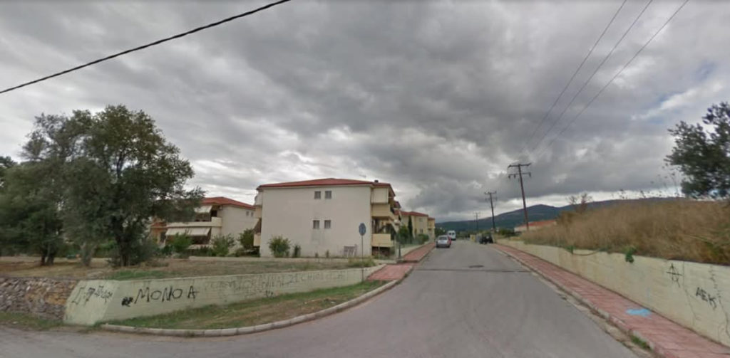 Η Ιερά Μητρόπολη Χίου τακτοποιεί την εκκρεμότητα των εργατικών κατοικιών στο Χαλκειός