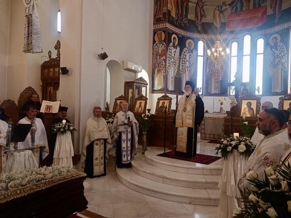 Εξόδιος ακολουθία μακαριστού Νικολάου Μανωλαράκη