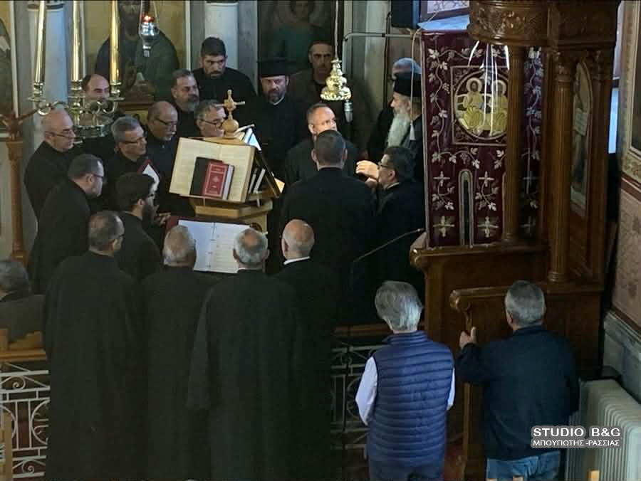 H Χορωδία της Μητροπόλεως Λεμεσού «Ρωμανός ο Μελωδός» έψαλε στην Αγ. Τριάδα στο Λυγουριό Αργολίδας