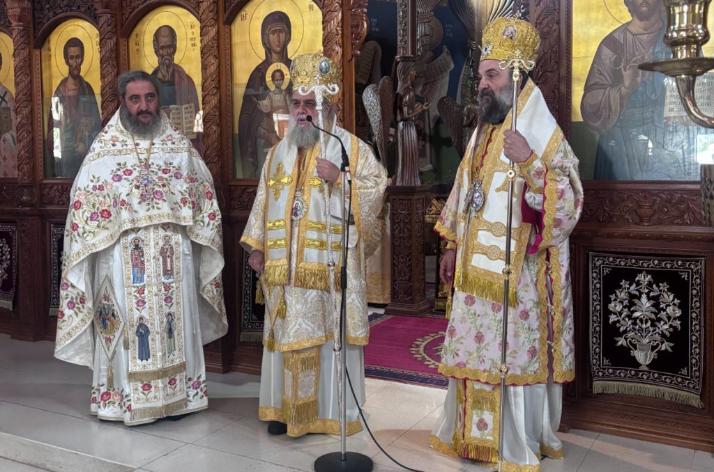 Συλλείτουργο Μητροπολιτών Κιτίου Νεκταρίου και Θήρας Αμφιλοχίου στην Ιερά Μονή Αγίων Ραφαήλ και Μαρίνης στην Ξυλοτύμβου
