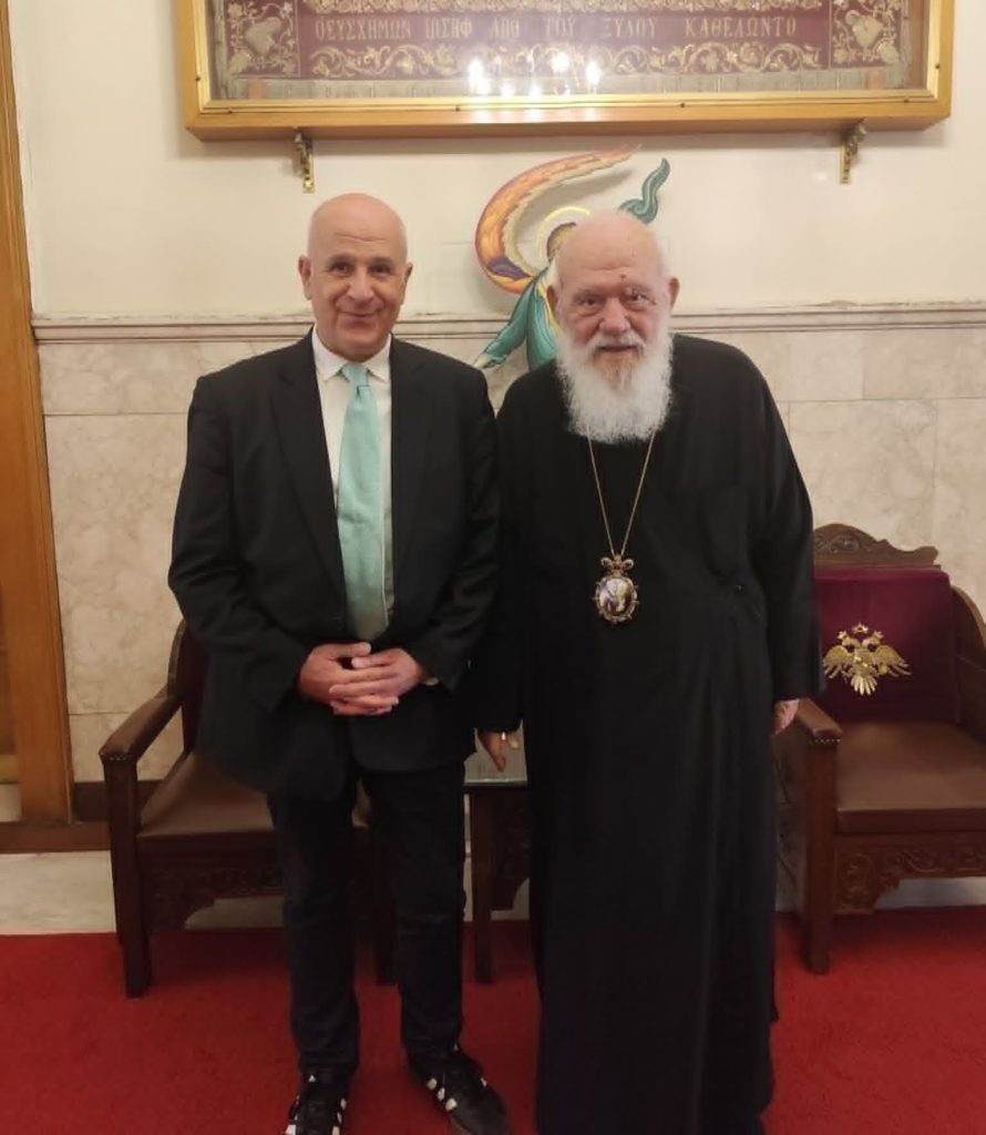 Στον Αρχιεπίσκοπο Ιερώνυμο ο Αν. Τομεάρχης Πολιτισμού του ΠΑΣΟΚ Πάνος Αβραμόπουλος